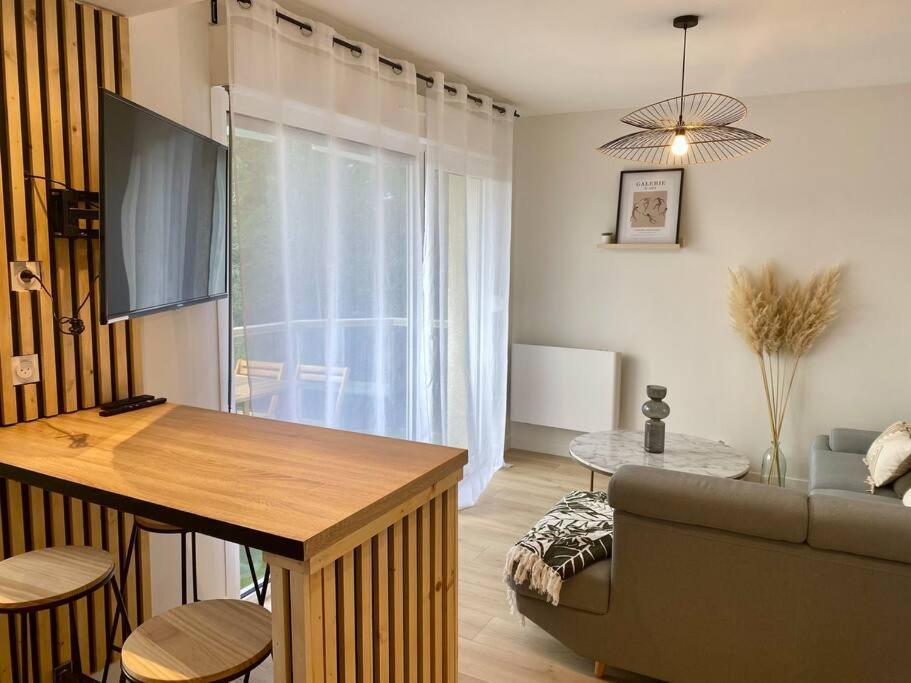 L'Alcove - T2 Calme, Terrasse & Parking Prive Apartment Castres  Exterior photo
